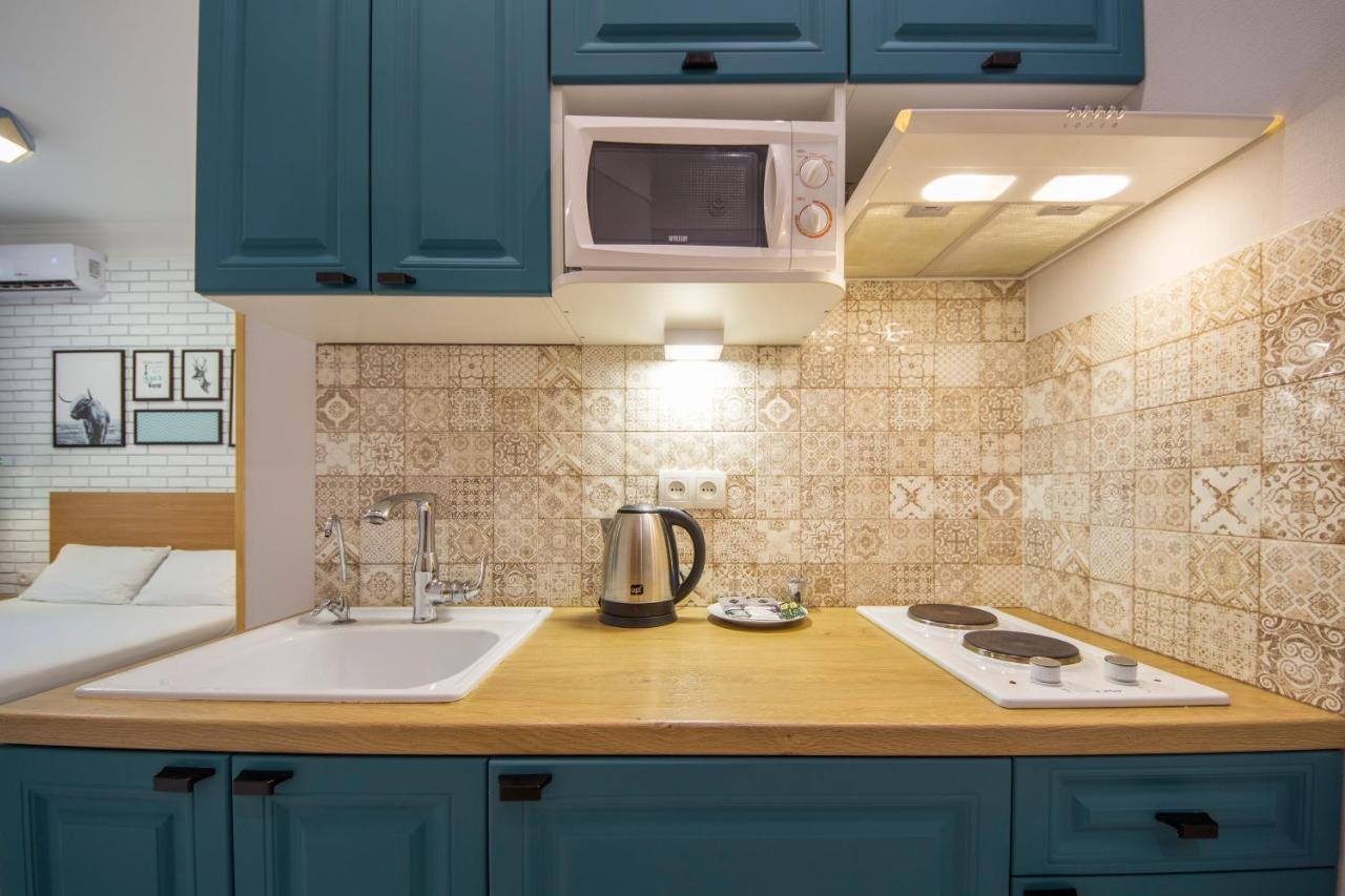 Design Apartments On Velyka Vasylkivska 42 Kiev Esterno foto